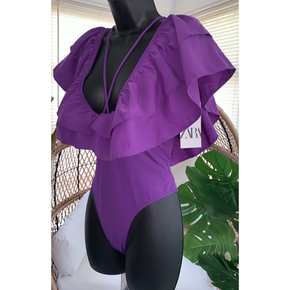 Zara Ruffled Deep V-neck One Piece Swimsuit Size Medium - Picture 8 of 13